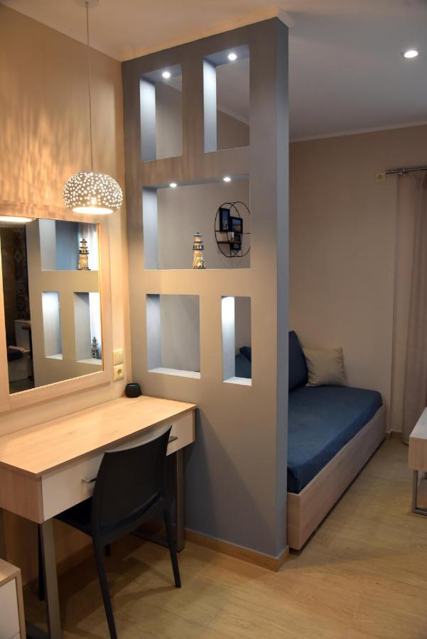 Aparthotel Shining Star Petra Esterno foto