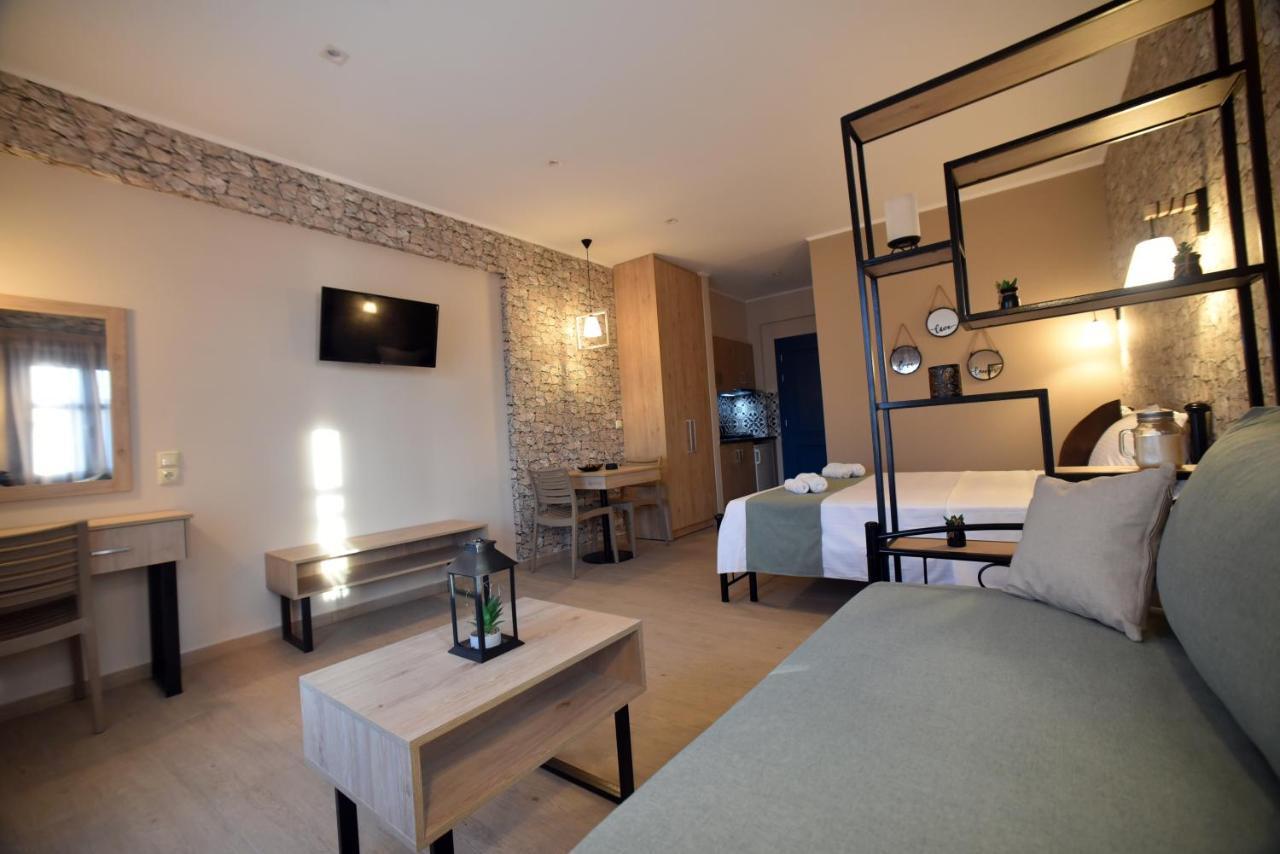 Aparthotel Shining Star Petra Esterno foto